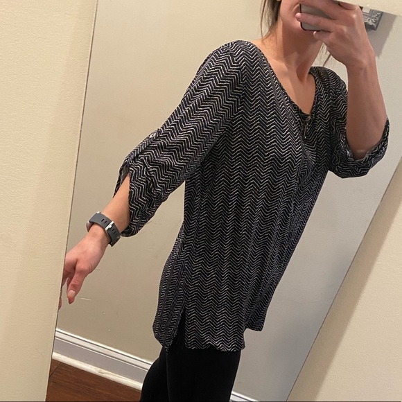 Ellen Tracy Roll Cuff Sleeve 1/4 Zip Blouse Size S - Picture 2 of 7